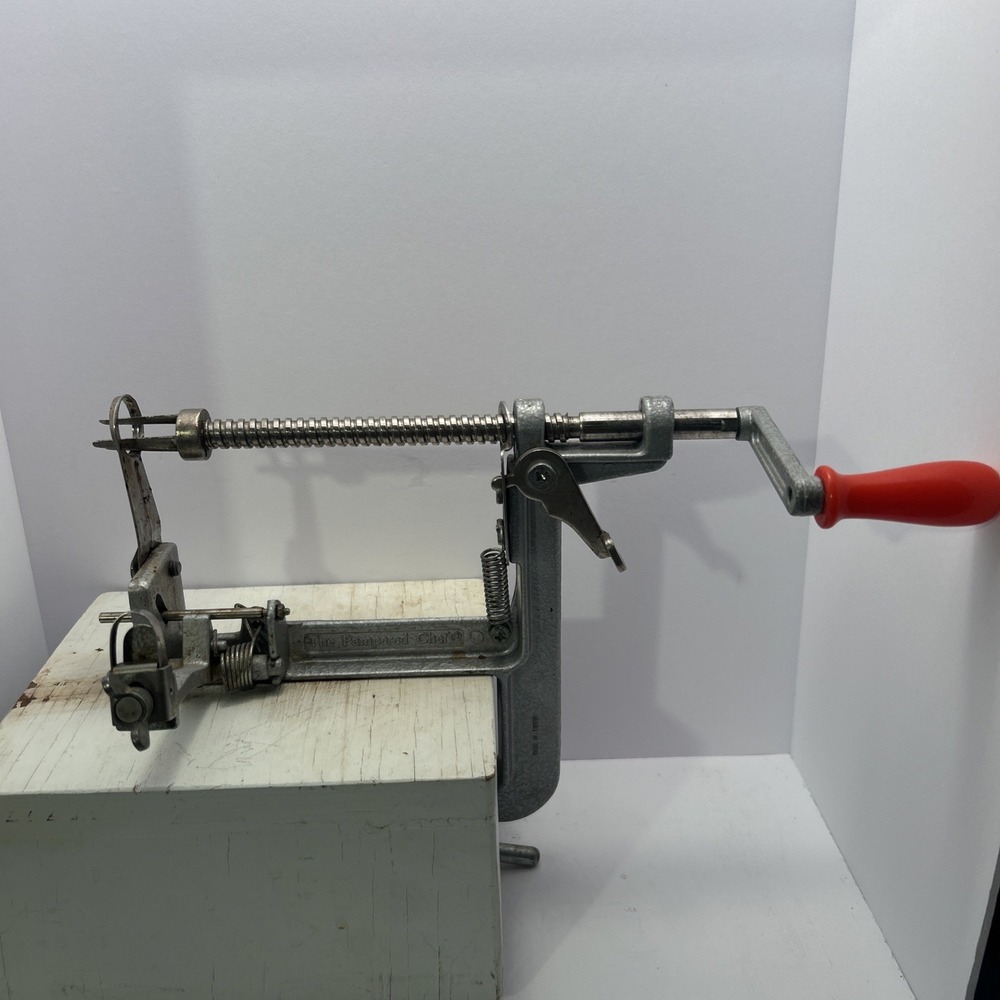 The Pampered Chef Apple Peeler Corer Slicer With Wooden Stand